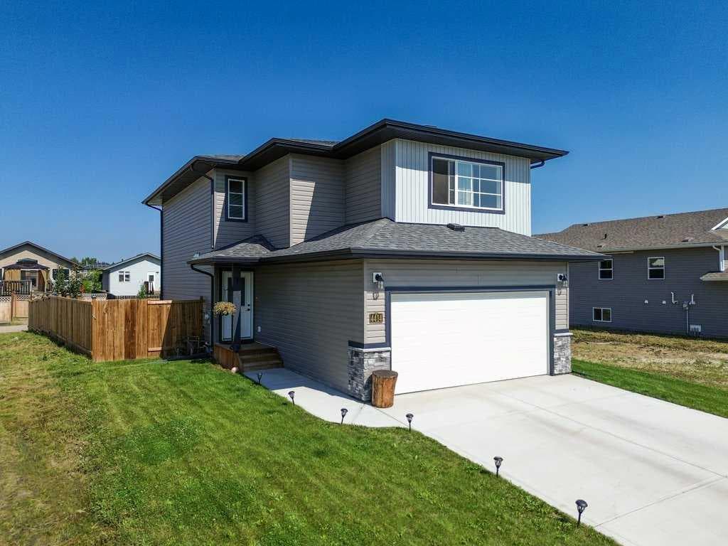 4414 53 Street — photo 2