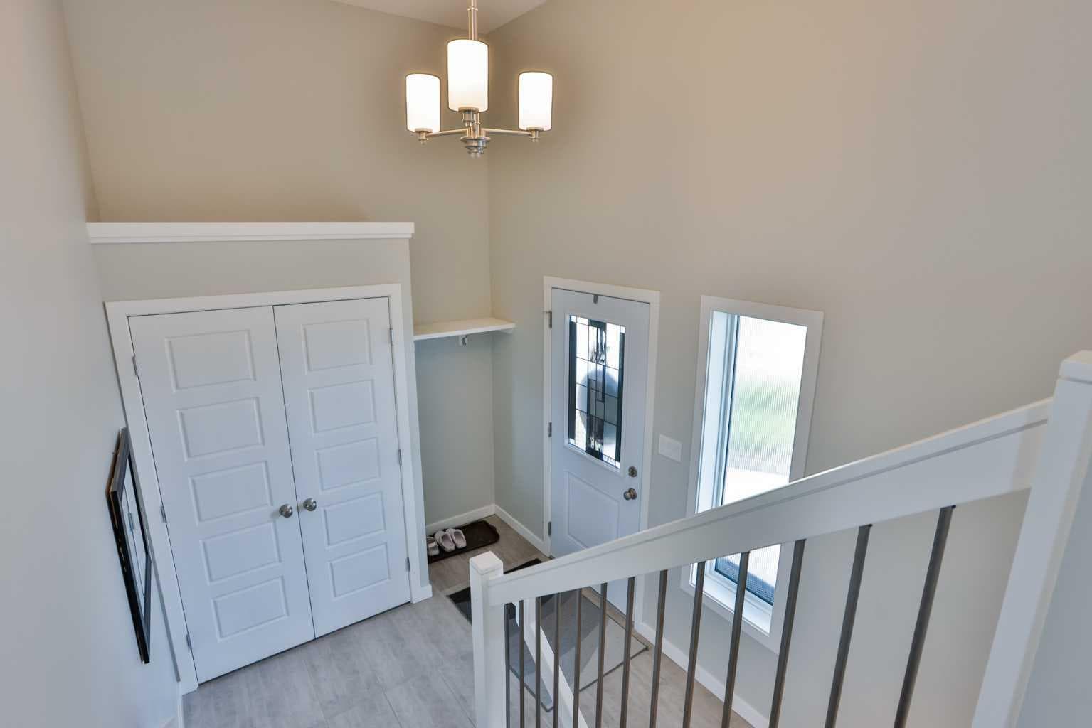 1002 Alice Birch Point N — photo 3
