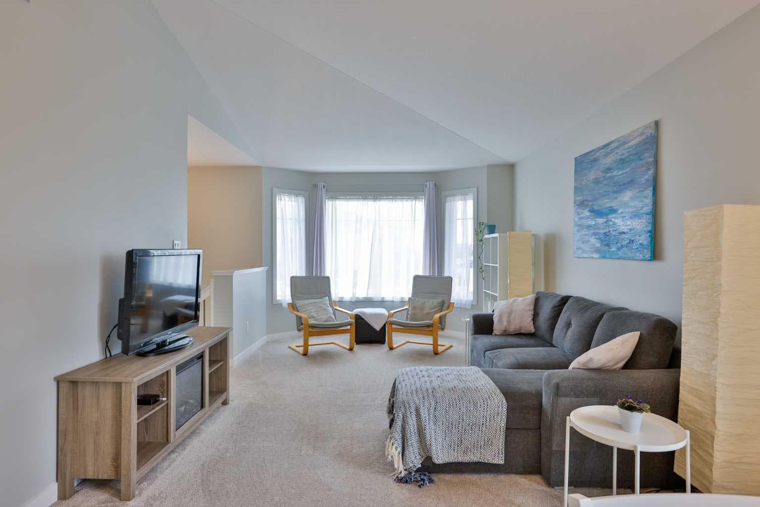 1002 Alice Birch Point N — photo 5
