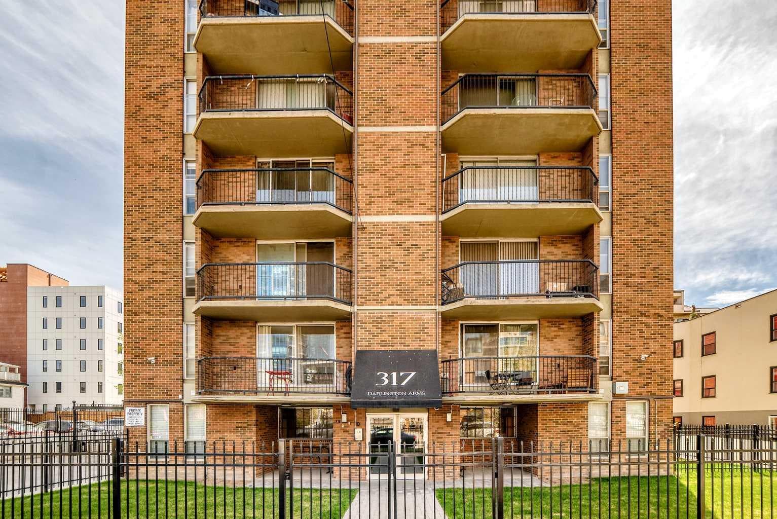 304, 317 14 Avenue SW — photo 2