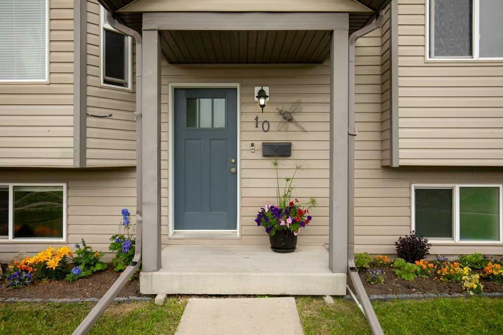 10 Hansen Close — photo 3