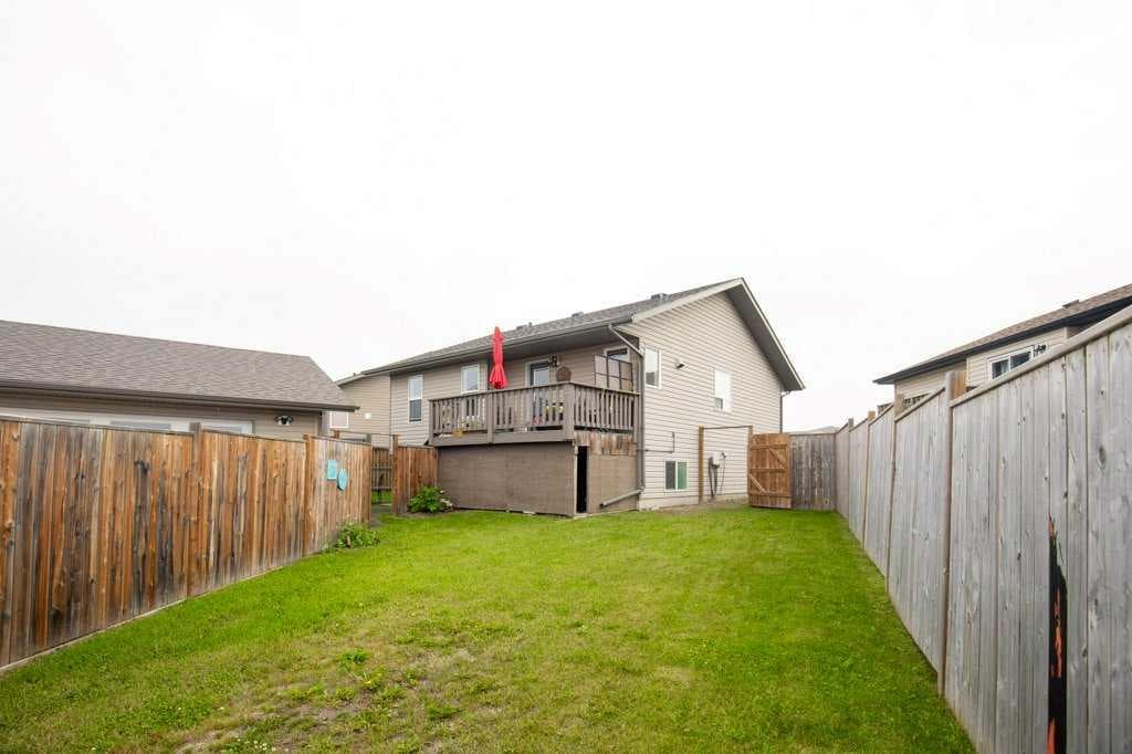10 Hansen Close — photo 4