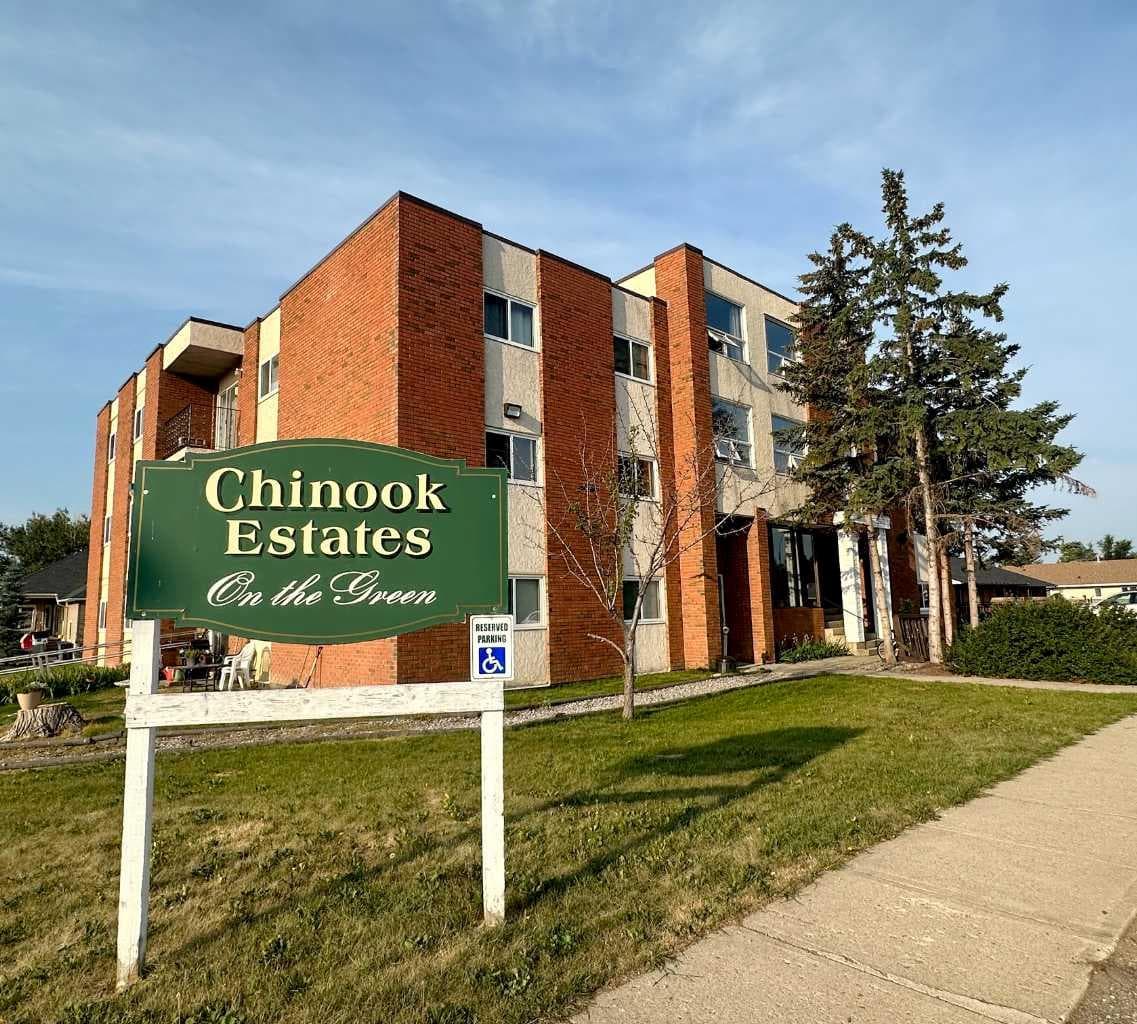 201, 1 Chinook Crescent W — photo 1