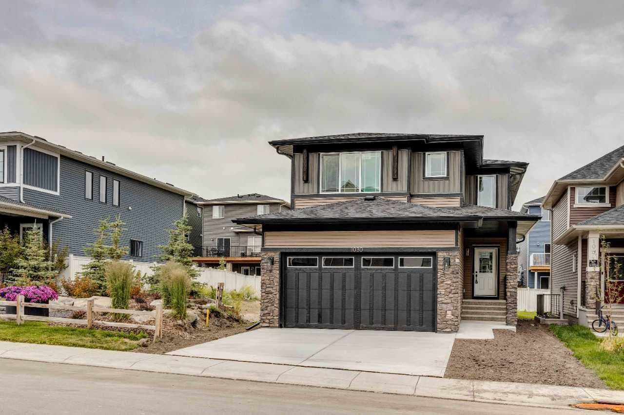1030 Bayview Crescent SW — photo 2