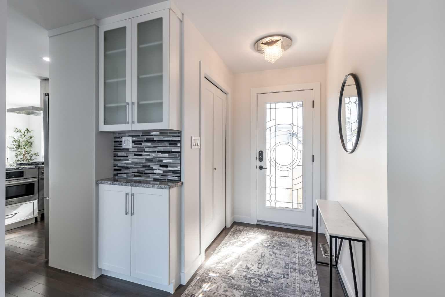 586 Prospect Drive SW — photo 4