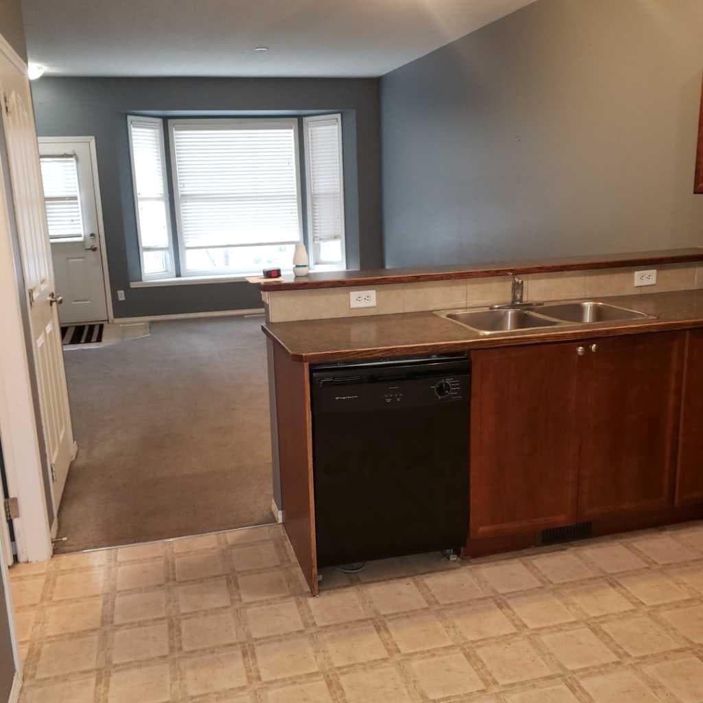 604, 2066 Luxstone Boulevard SW — photo 4