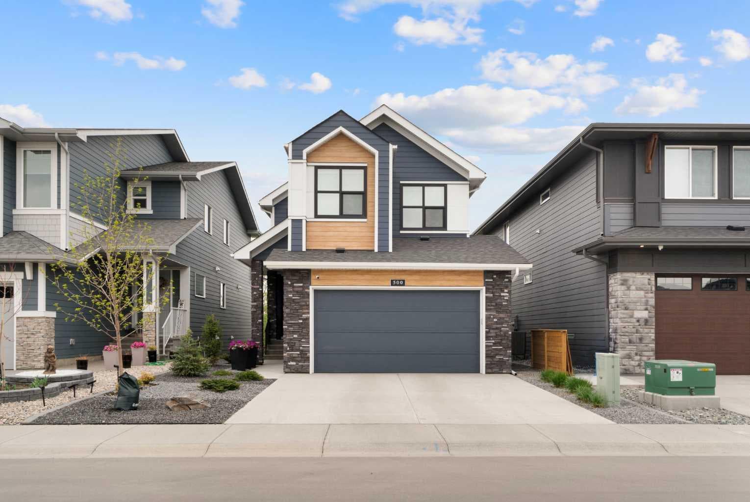 500 Cranbrook Gardens SE — photo 1