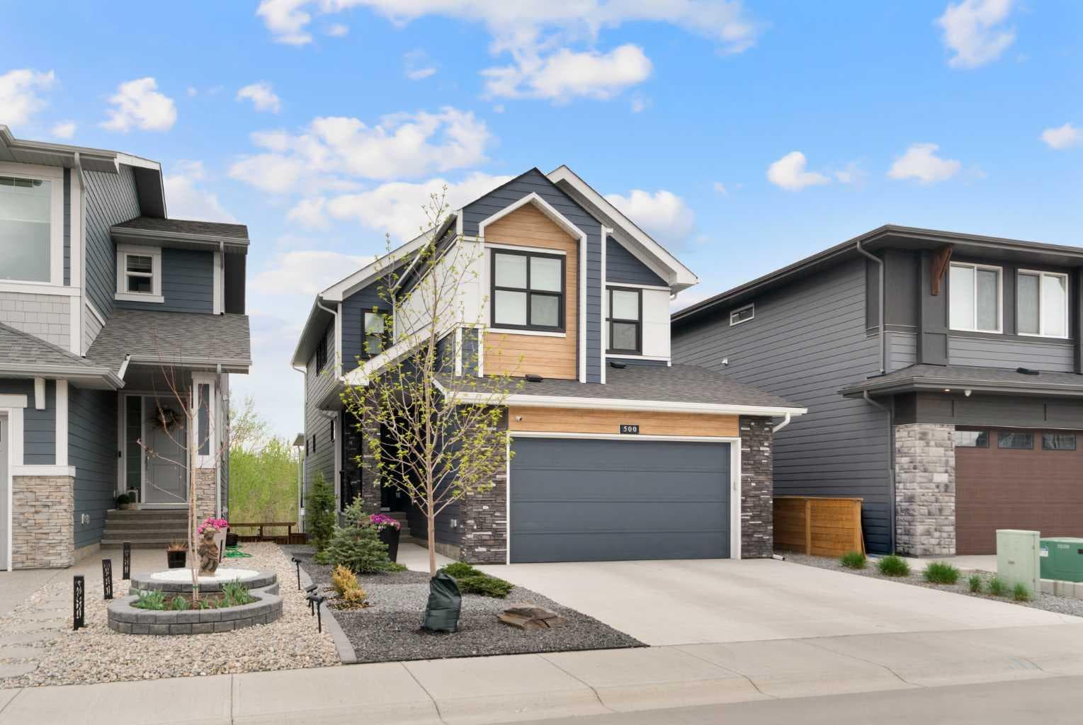 500 Cranbrook Gardens SE — photo 2