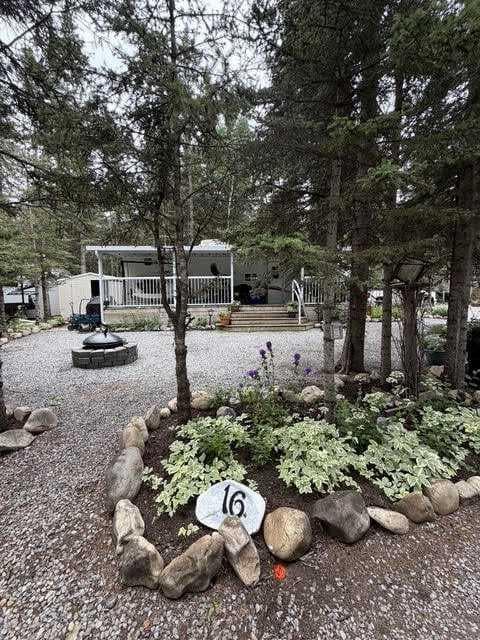 16 Timber Circle — photo 2