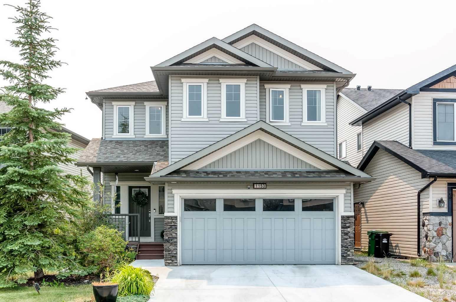 1153 Kingston Crescent SE — photo 1