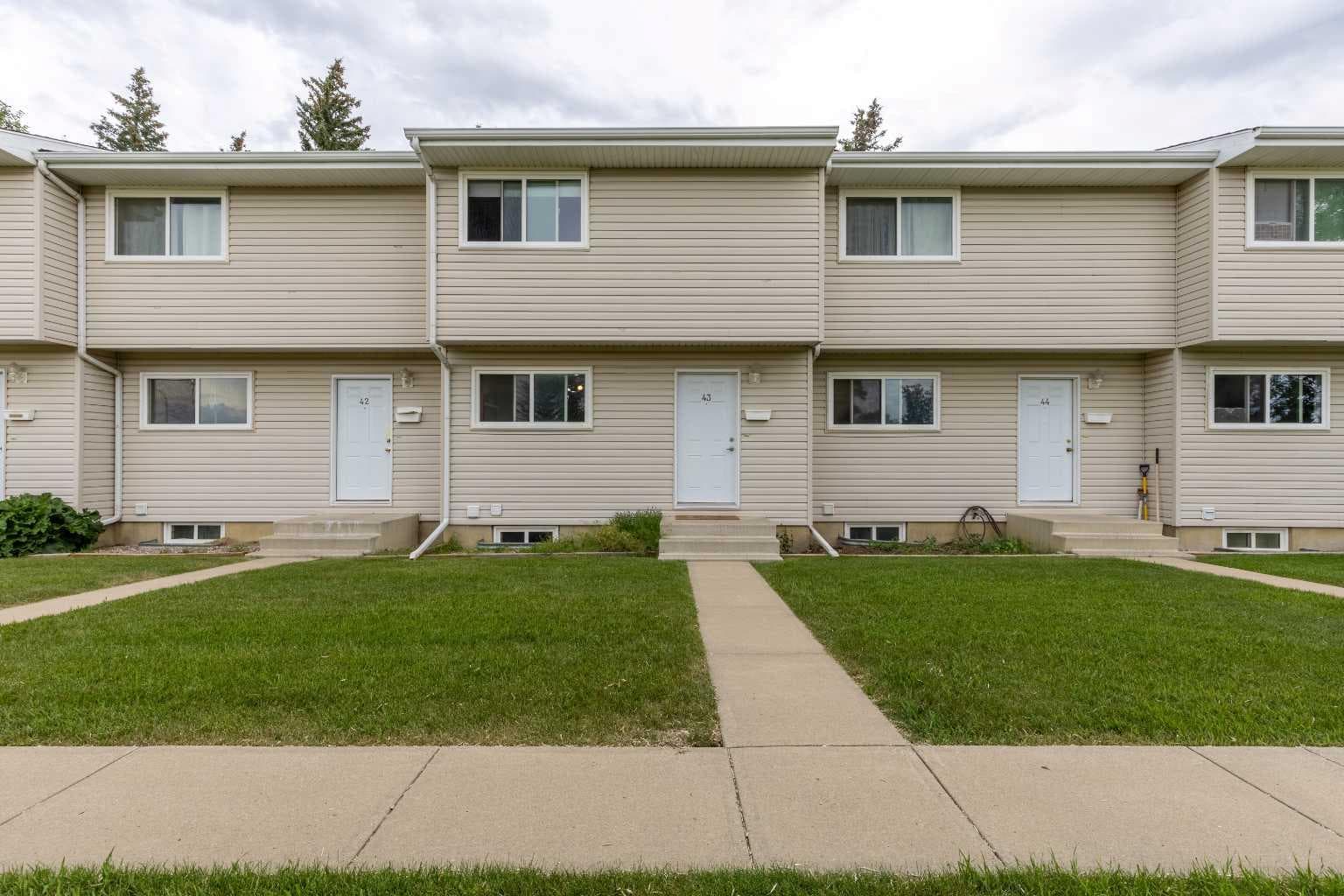43, 55 Lemoyne Crescent W — photo 1