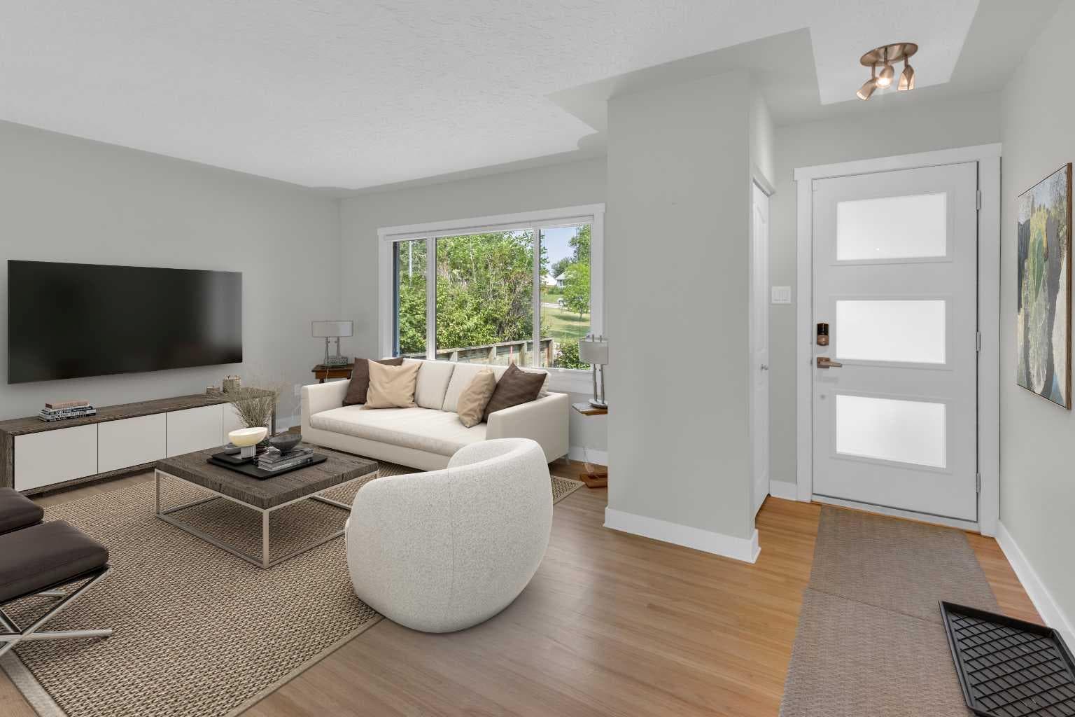 1 Thorncliffe Crescent NW — photo 2