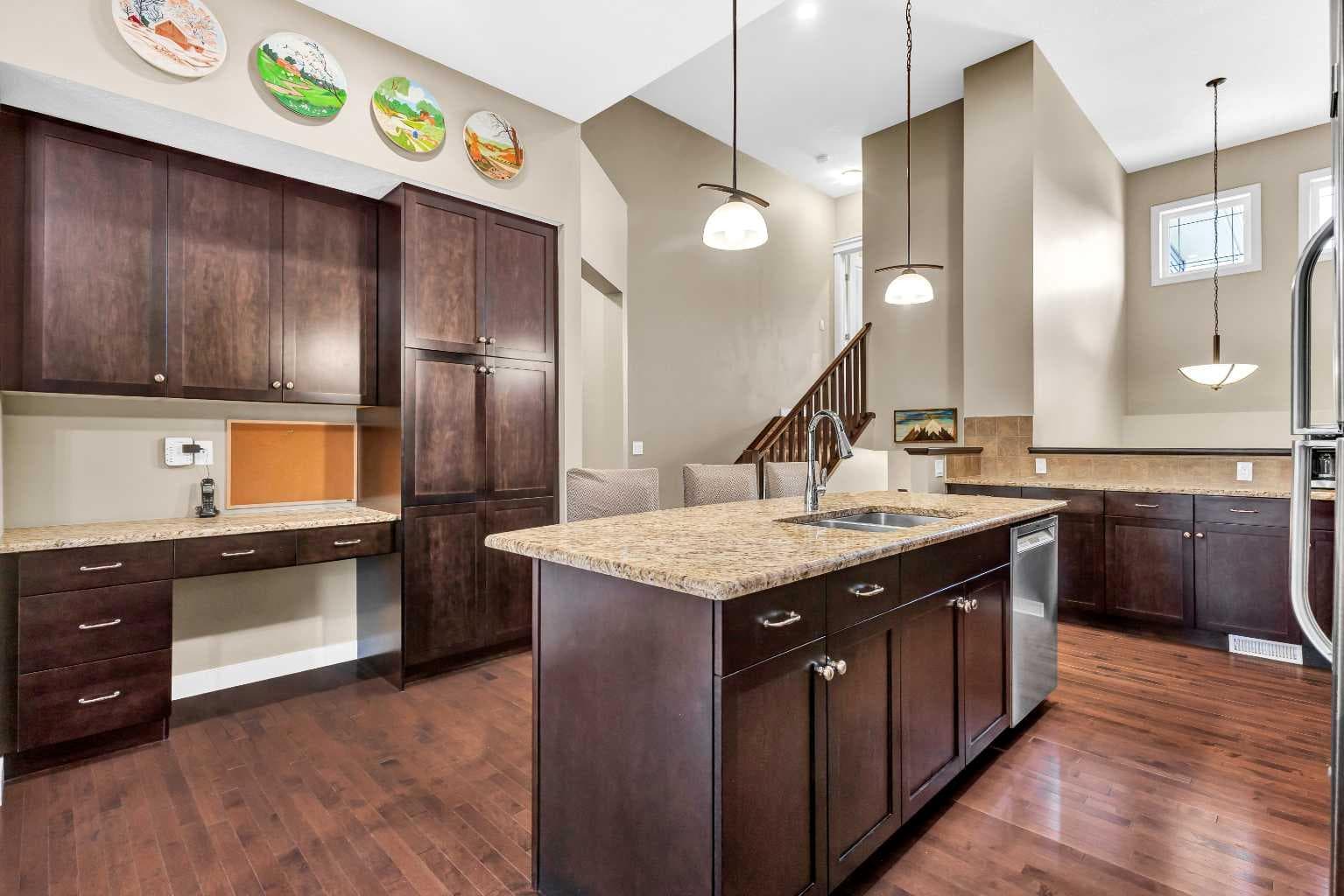 21 Evansfield Way NW — photo 5