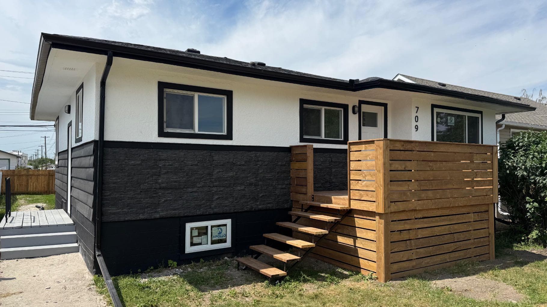 709 centre Street — photo 3