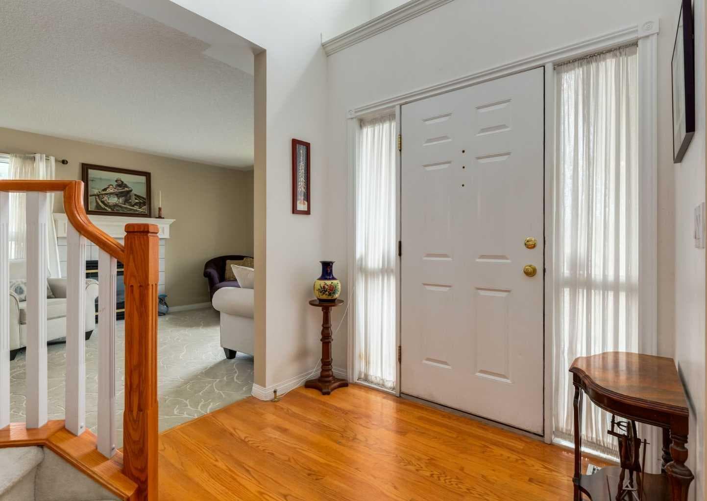 63 Arbour Lake Drive NW — photo 4