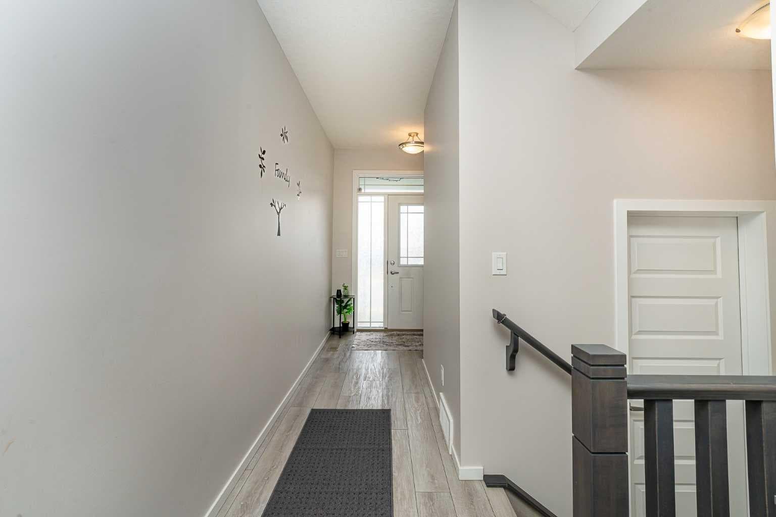717 Windrow Manor SW — photo 3