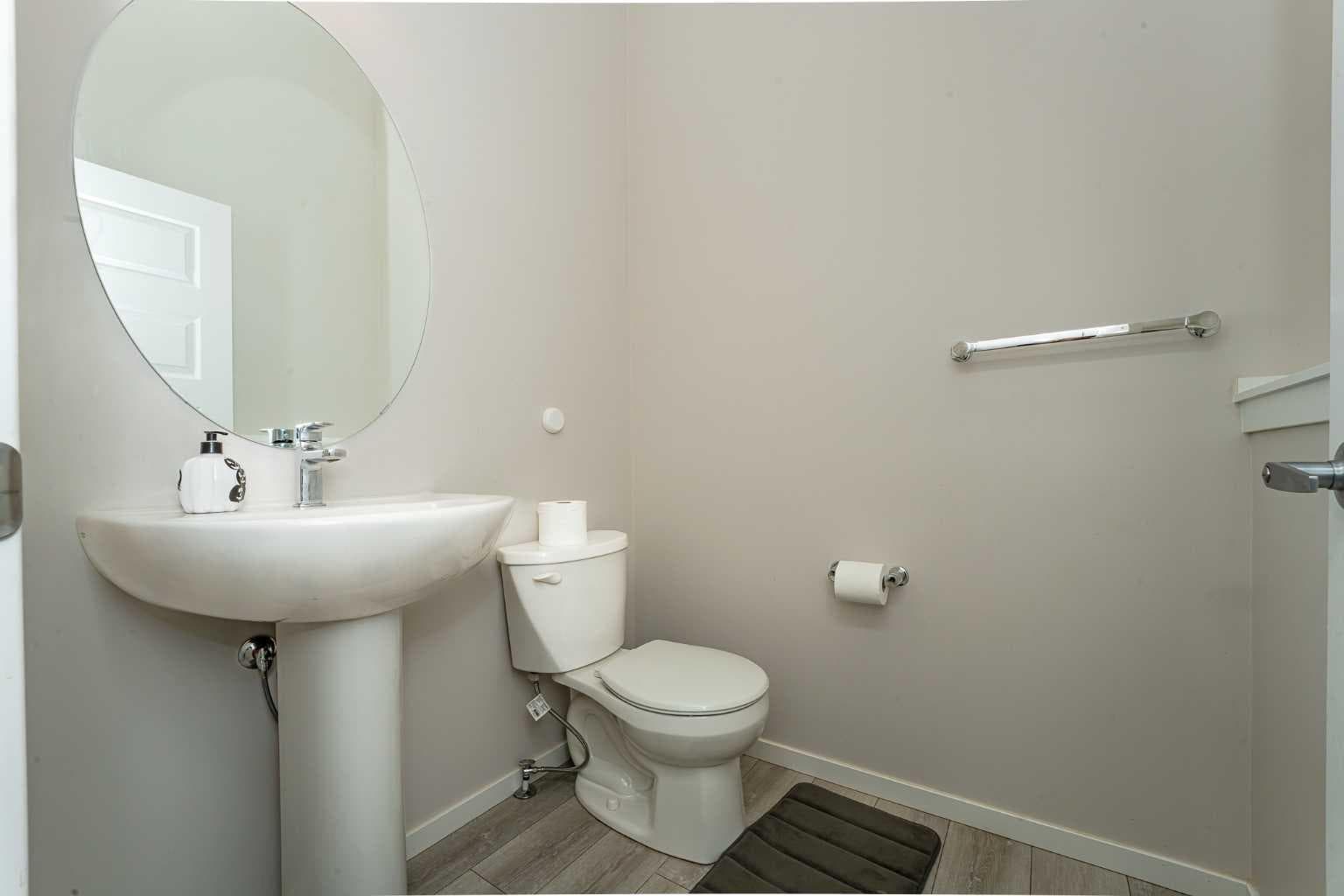 717 Windrow Manor SW — photo 5