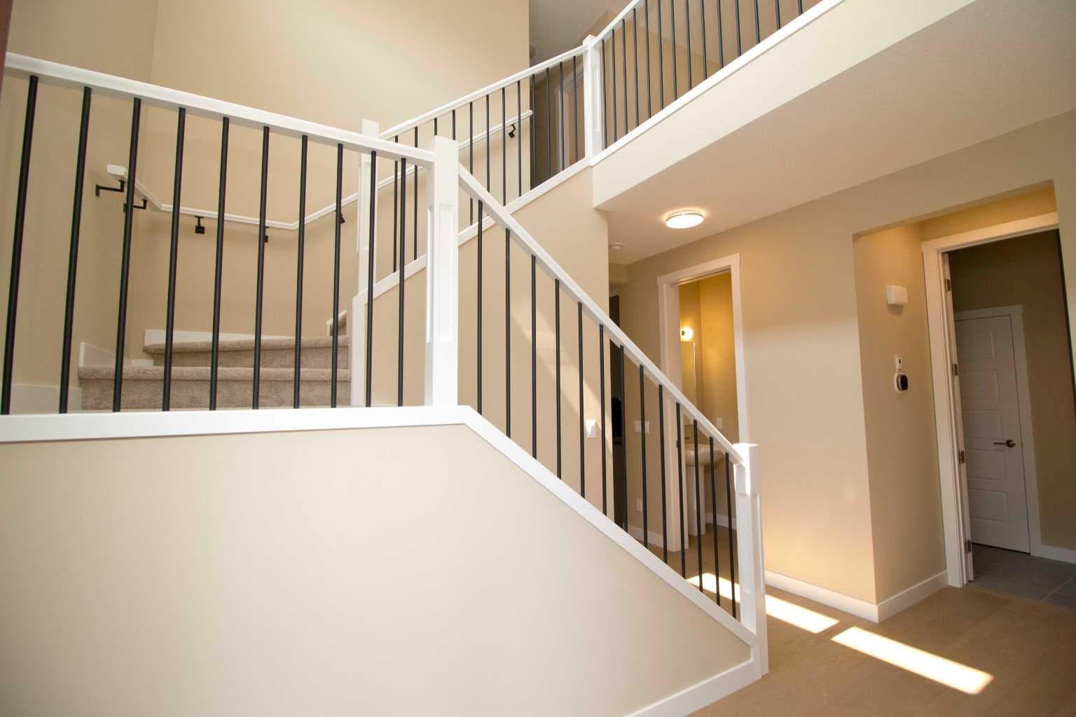 127 Sundown Crescent — photo 4