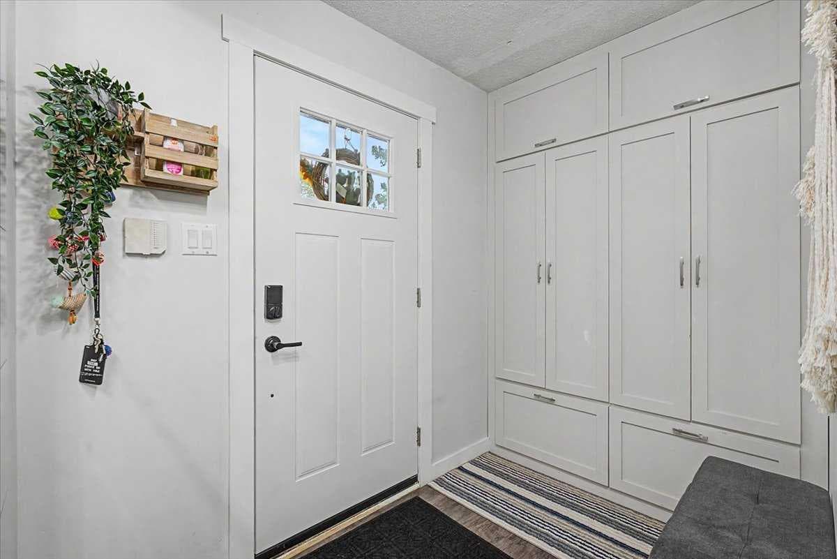 114, 210 86 Avenue SE — photo 3