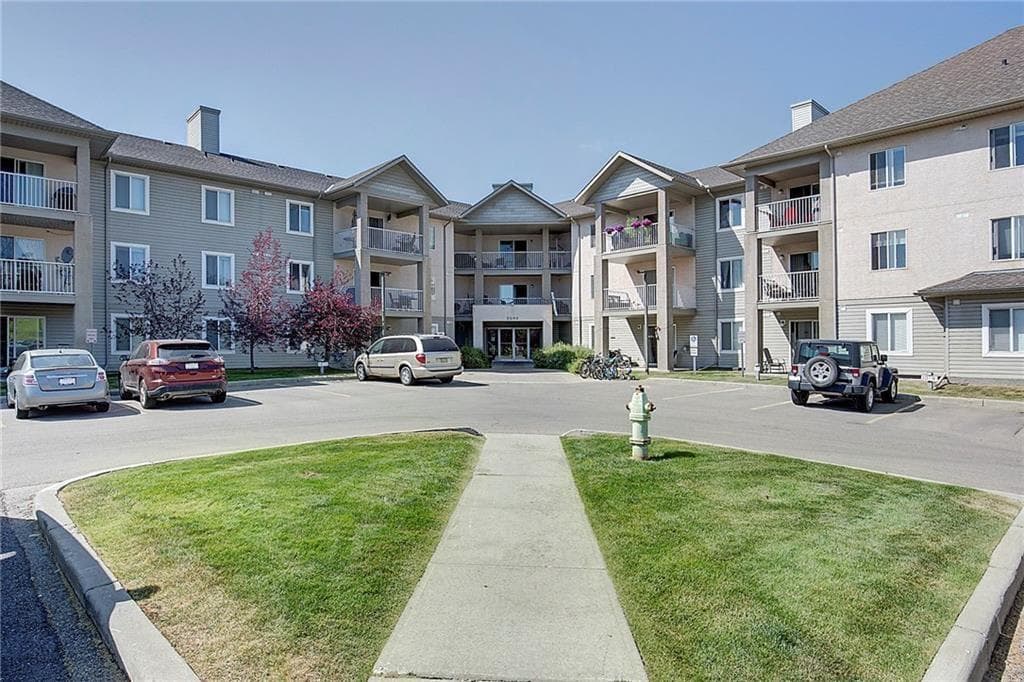 216, 2000 Citadel Meadow Point NW — photo 1