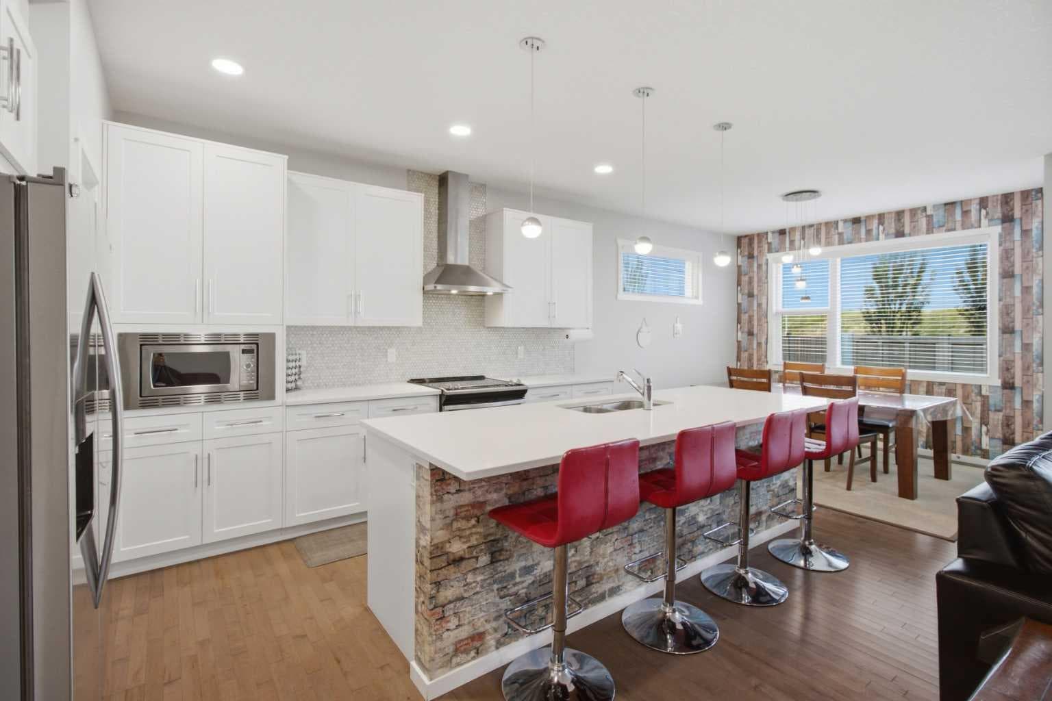 168 Savanna Lane NE — photo 3