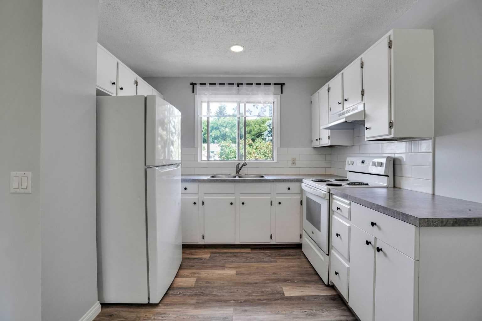 3257 32A Avenue SE — photo 5
