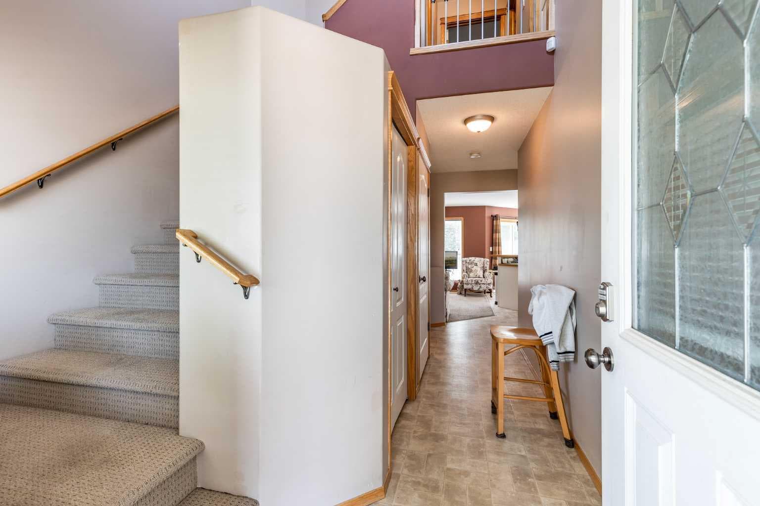 37 Northlands Crescent NE — photo 4