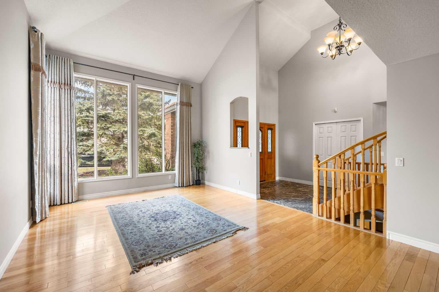 2740 Signal Ridge View SW — photo 3