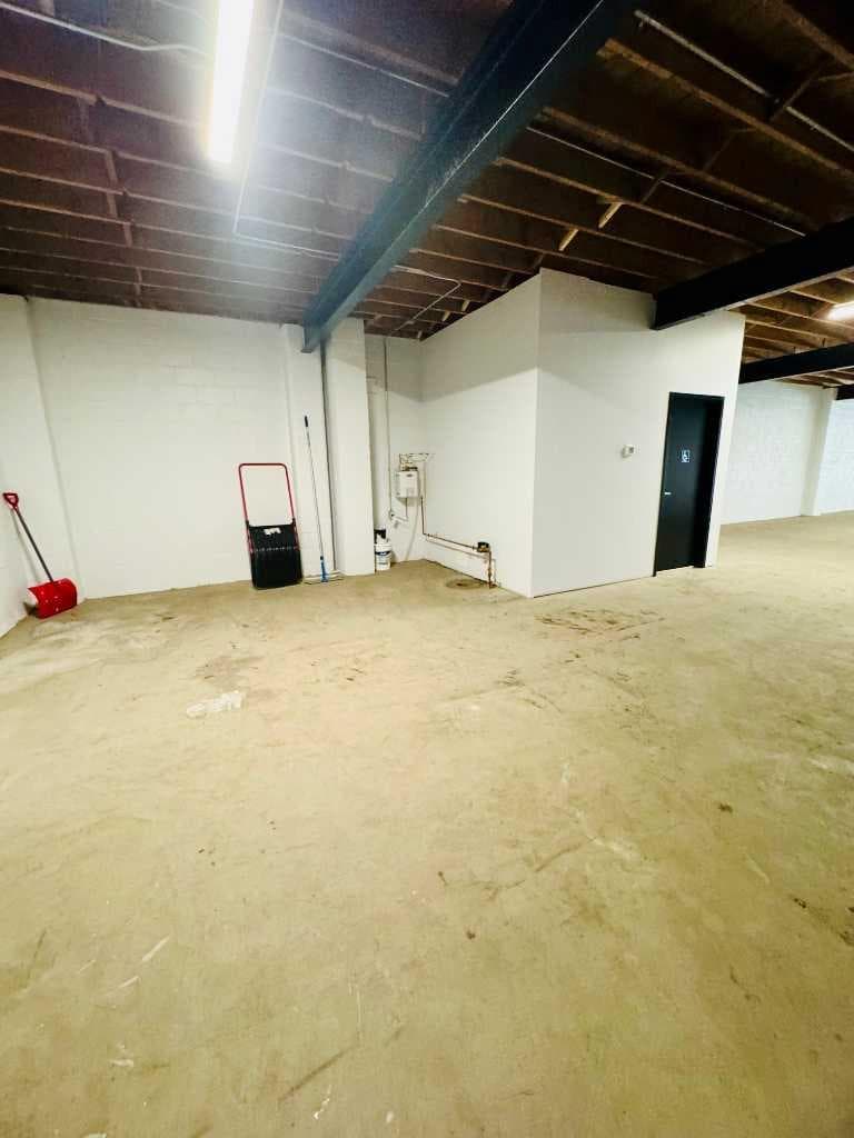 256 13 Street N — photo 3