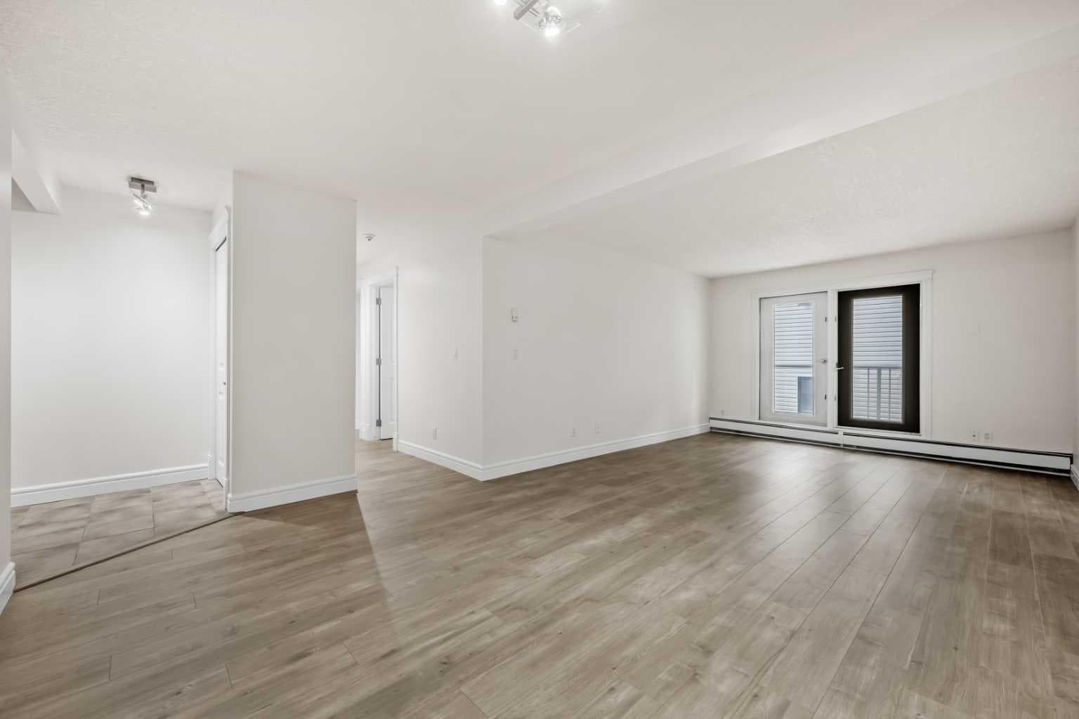 207, 2010 35 Avenue SW — photo 3