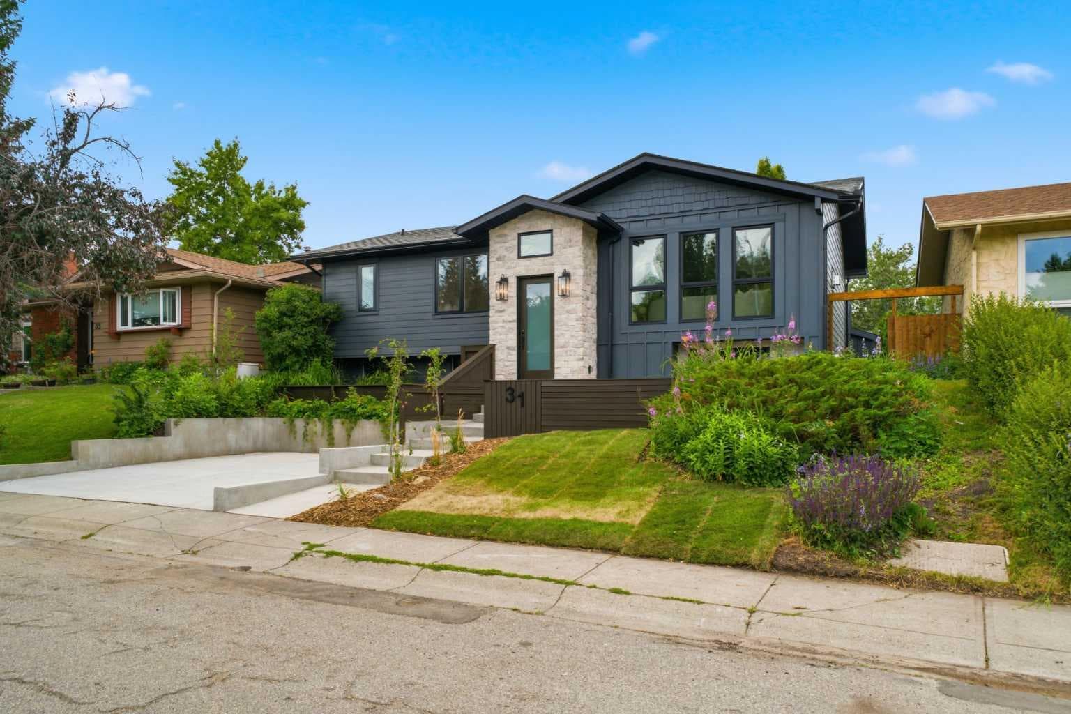 31 Midvalley Road SE — photo 4