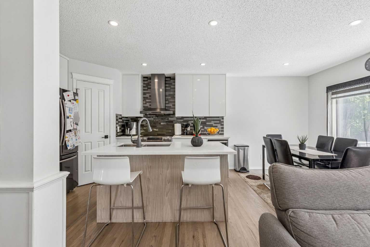 60 Cranfield Park SE — photo 5