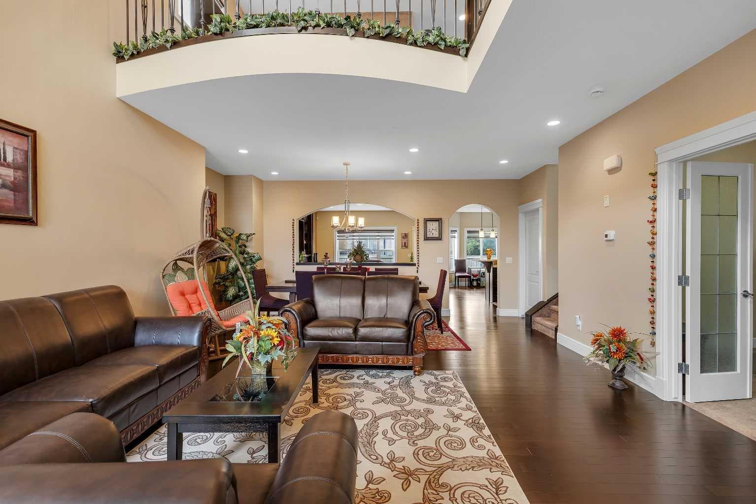 9 Saddlelake Grove NE — photo 3