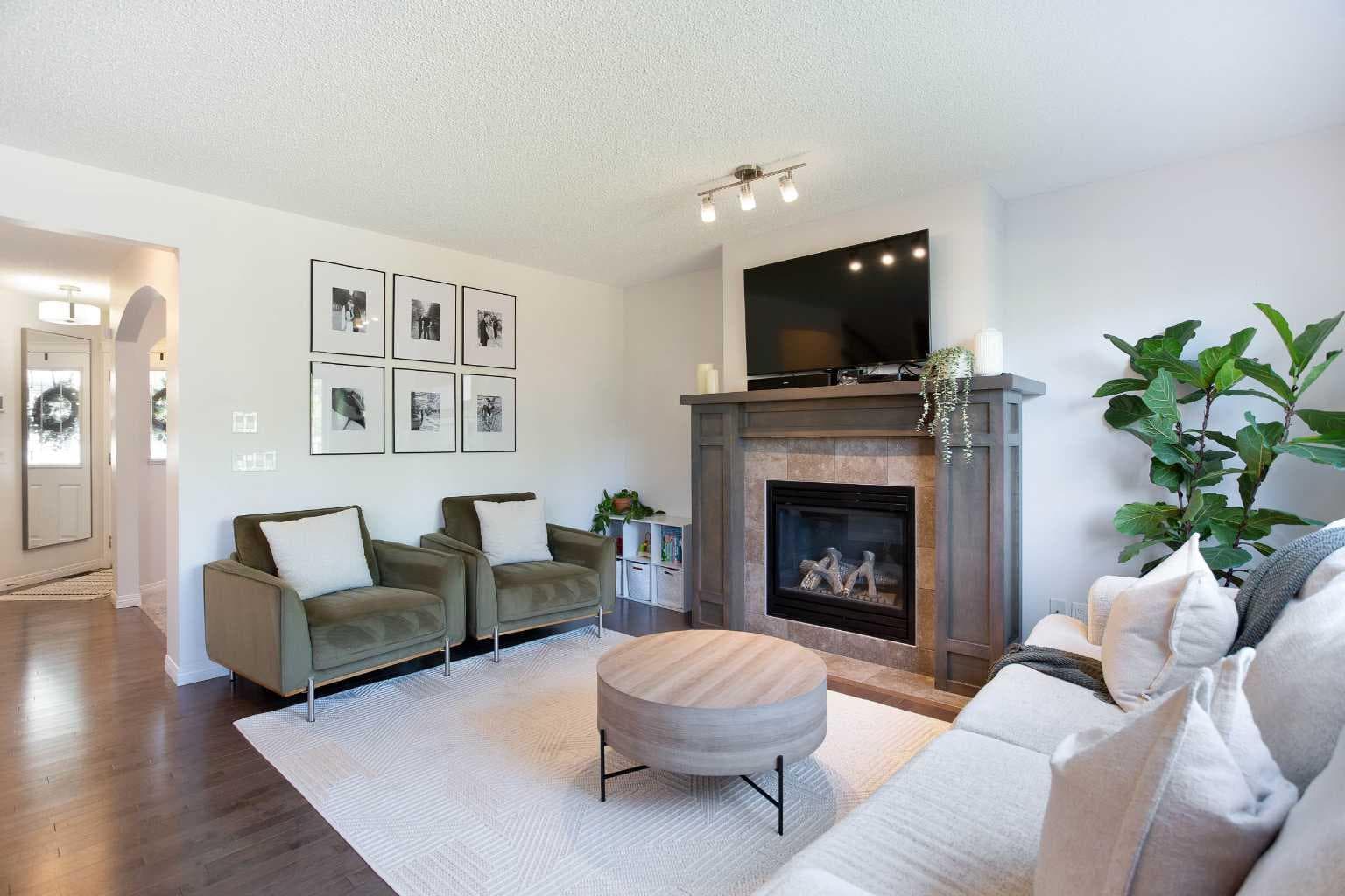 2363 Baywater Crescent SW — photo 5