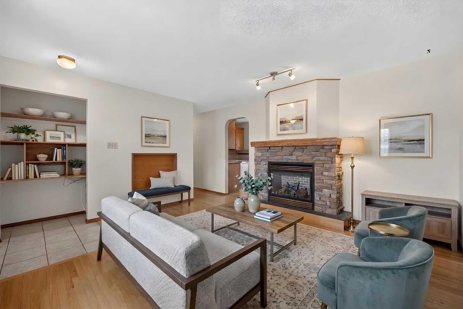 4639 Marbank Drive — photo 2
