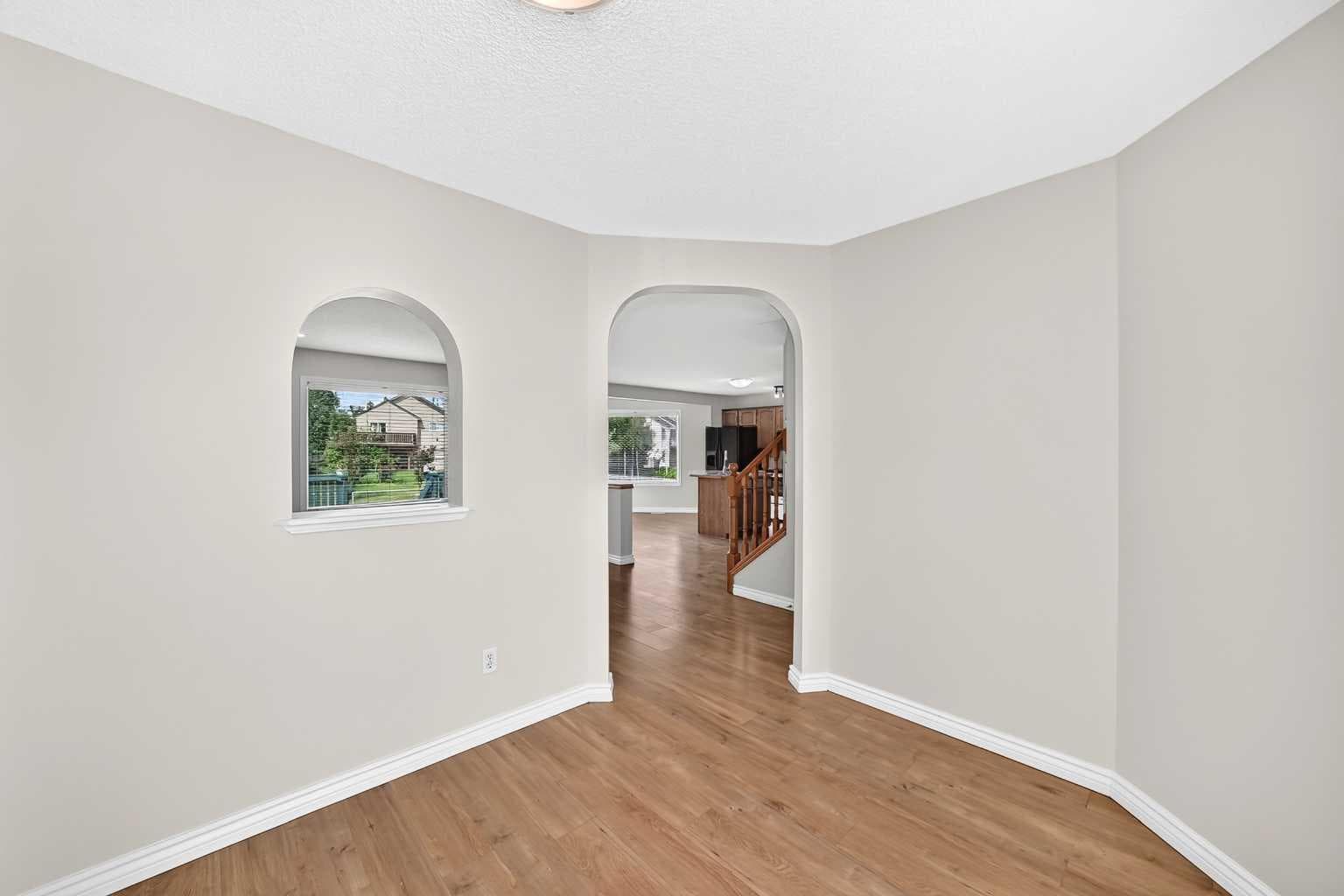 247 Covington Close NE — photo 3