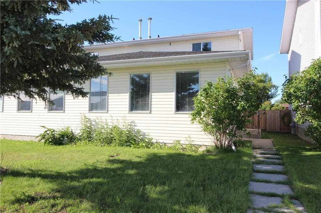 1019 Smith Avenue — photo 2