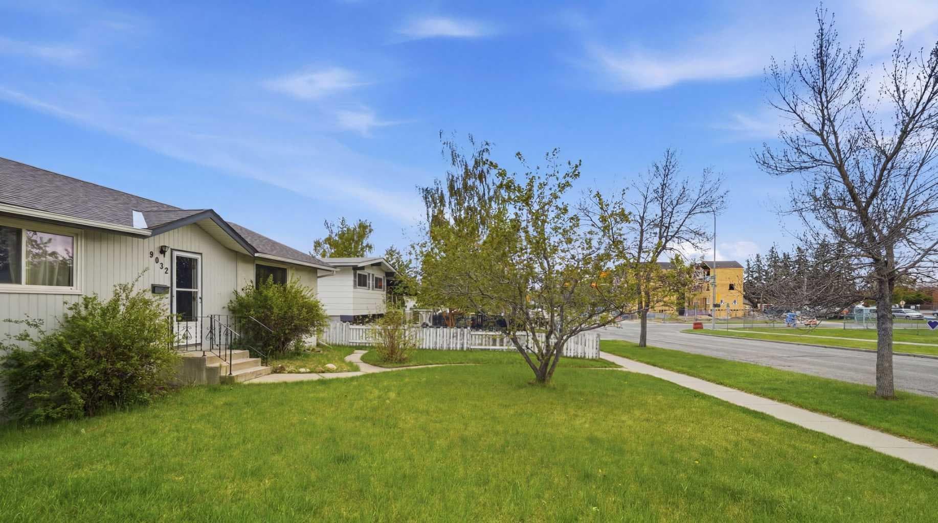 9032 Fairmount Drive SE — photo 3