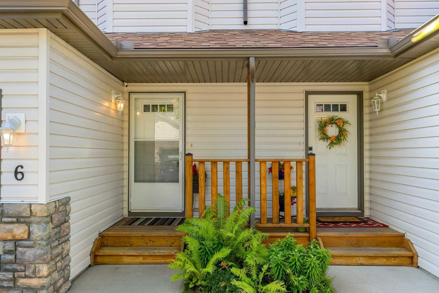 6, 156 Canoe Drive SW — photo 2