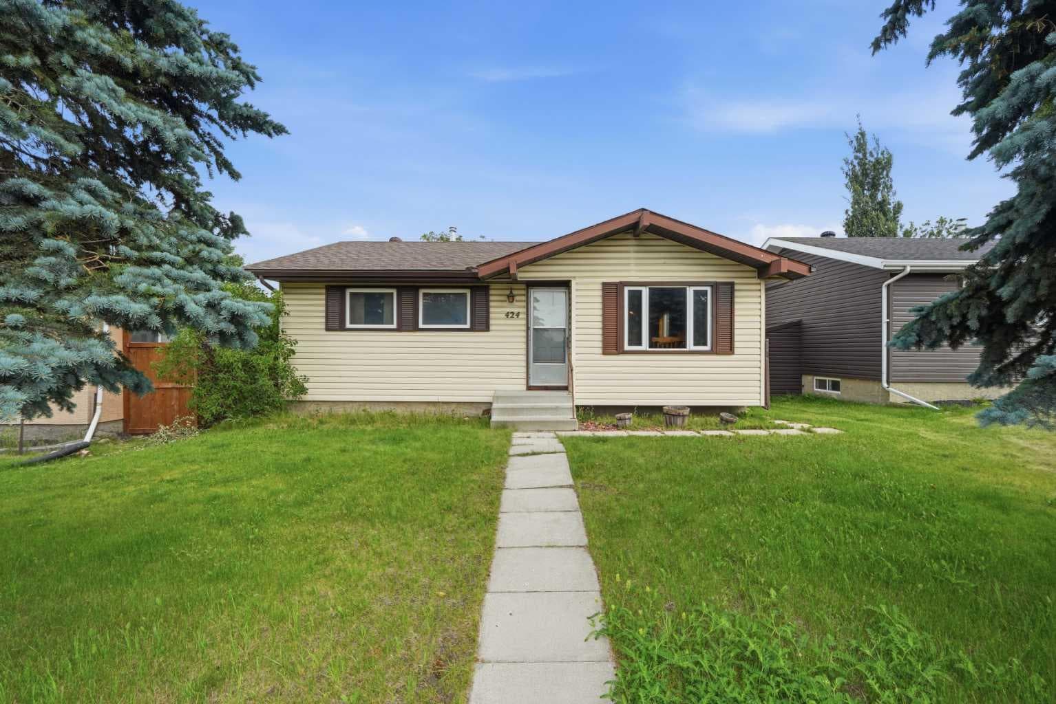 424 Acacia Drive SE — photo 1