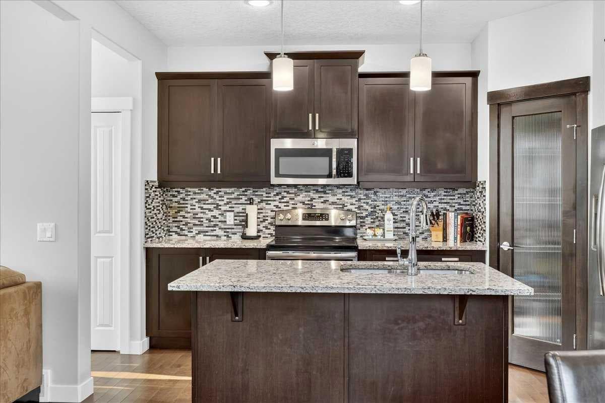 28 Evansborough Gate NW — photo 4