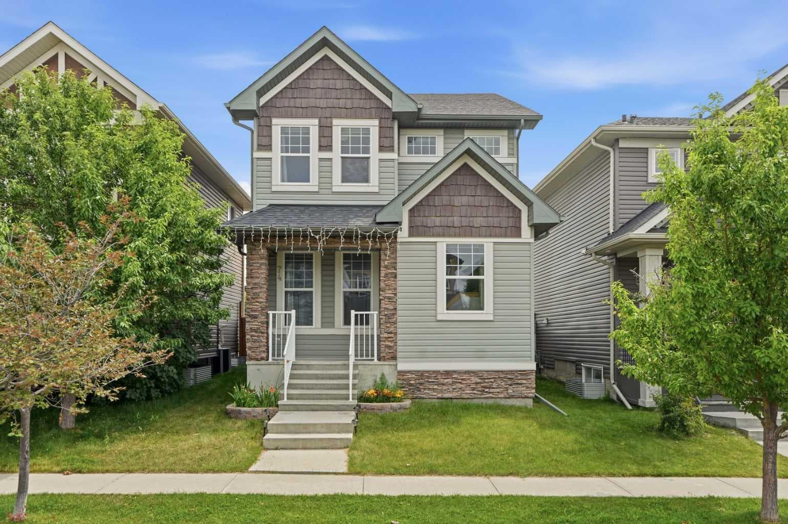 74 Ravenswynd Rise SE — photo 1