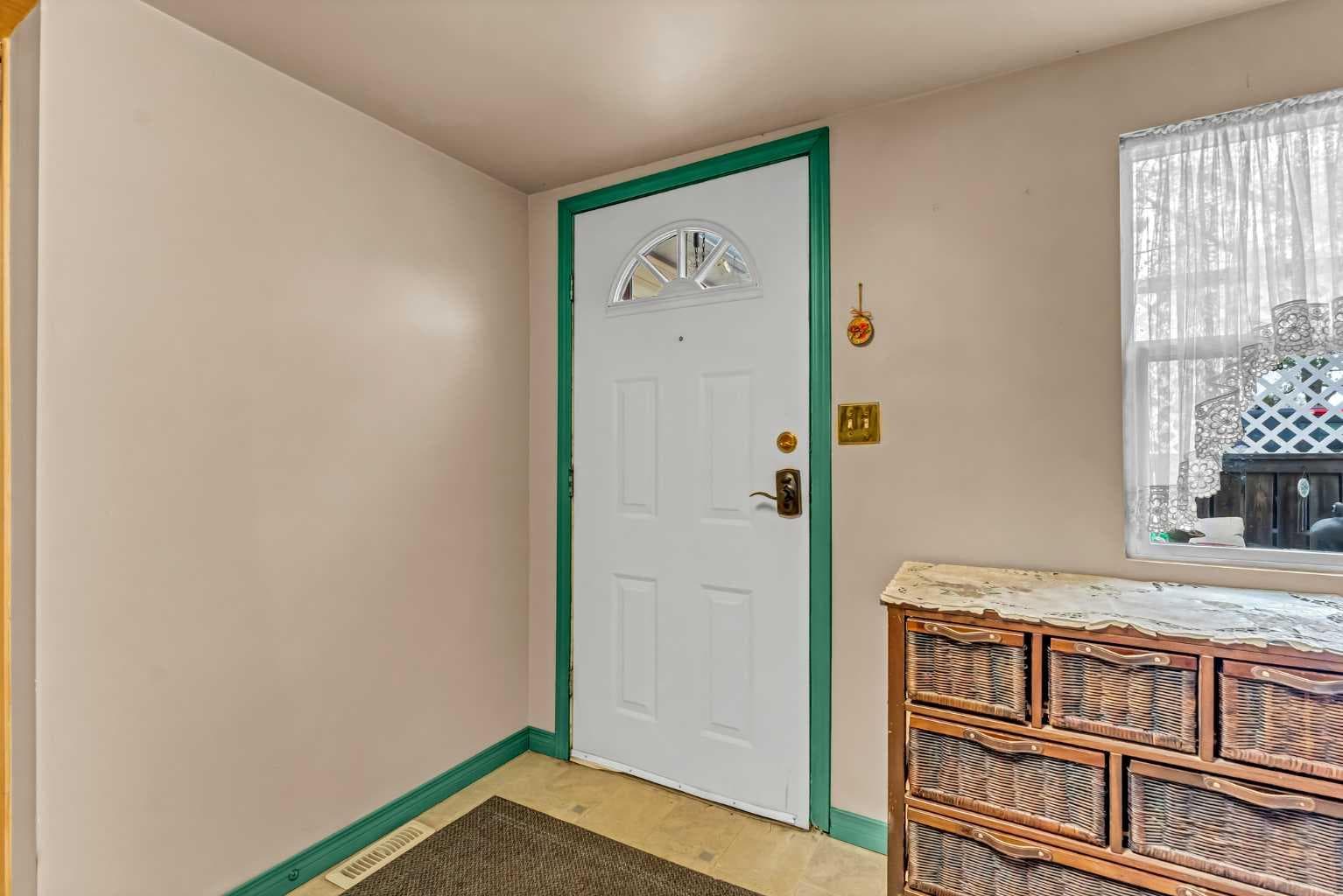 2, 612 20 Street NE — photo 5