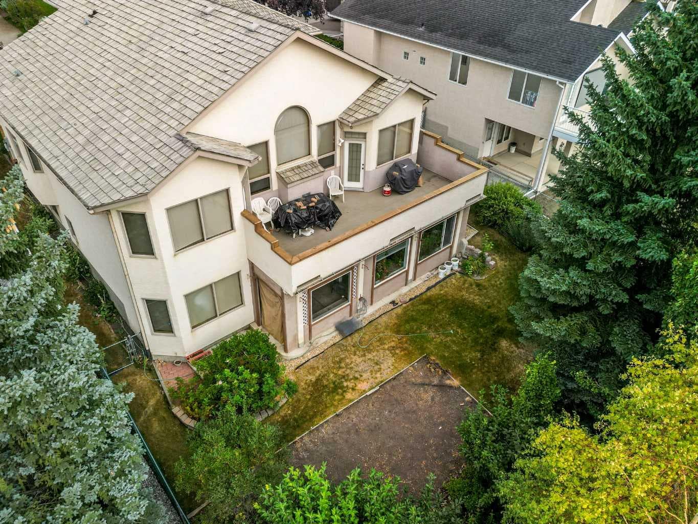 16 Arbour Estates View NW — photo 4