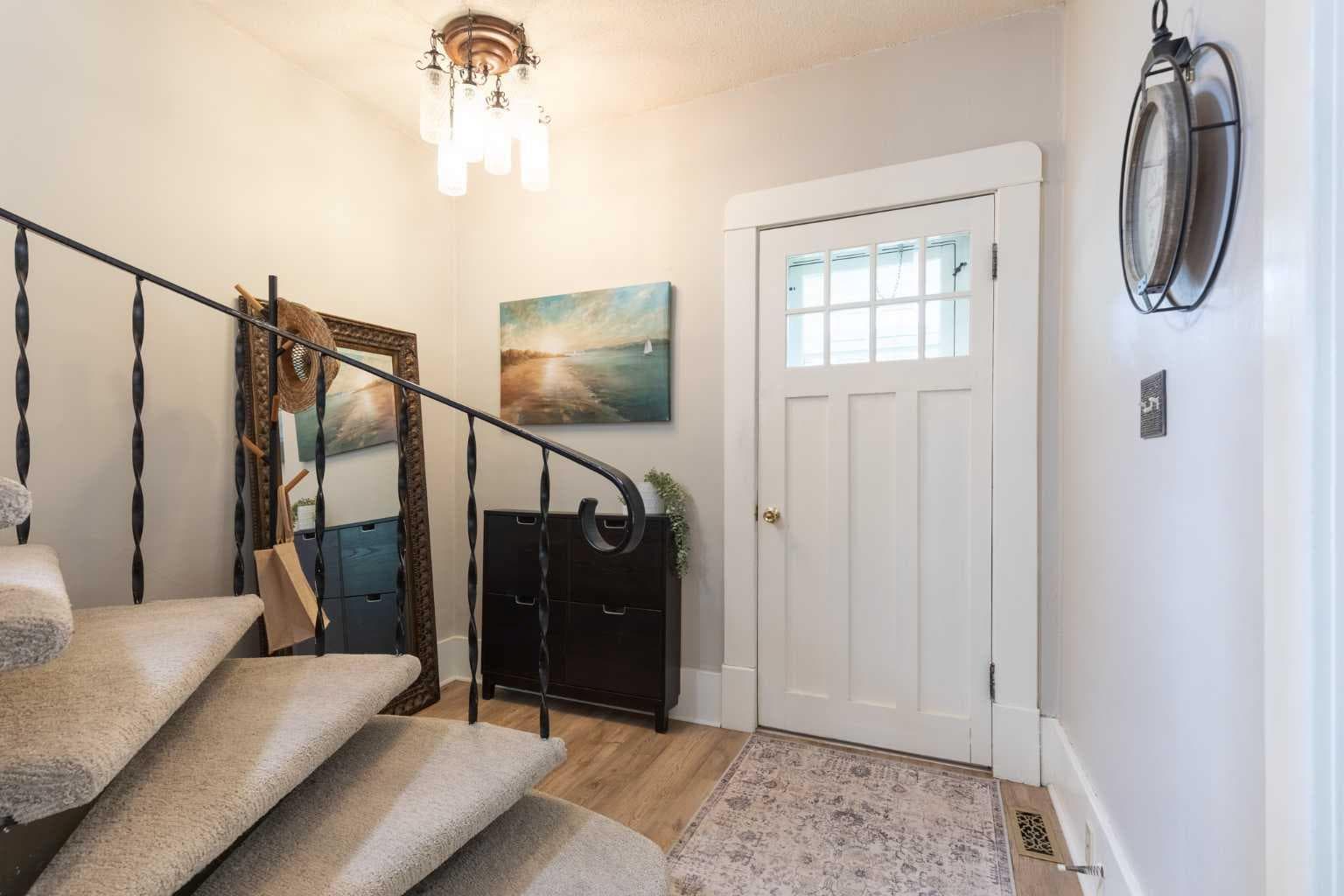 543 Cambridge Street SE — photo 5
