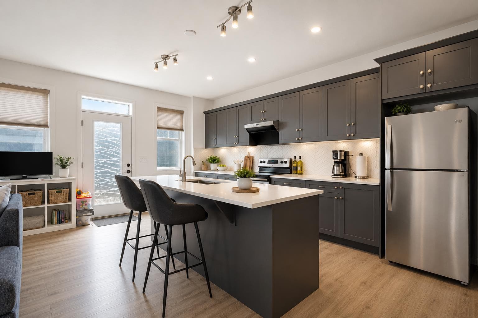 63 Carrington Manor NW — photo 5