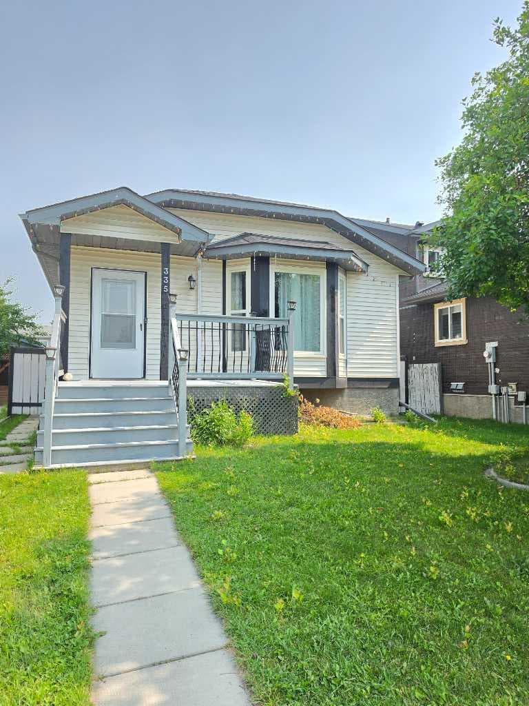 335 Covington Bay NE — photo 1