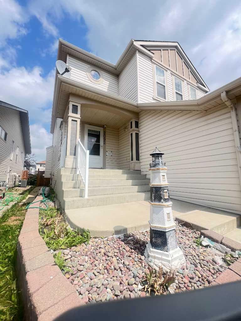 2092 Reunion Boulevard NW — photo 4
