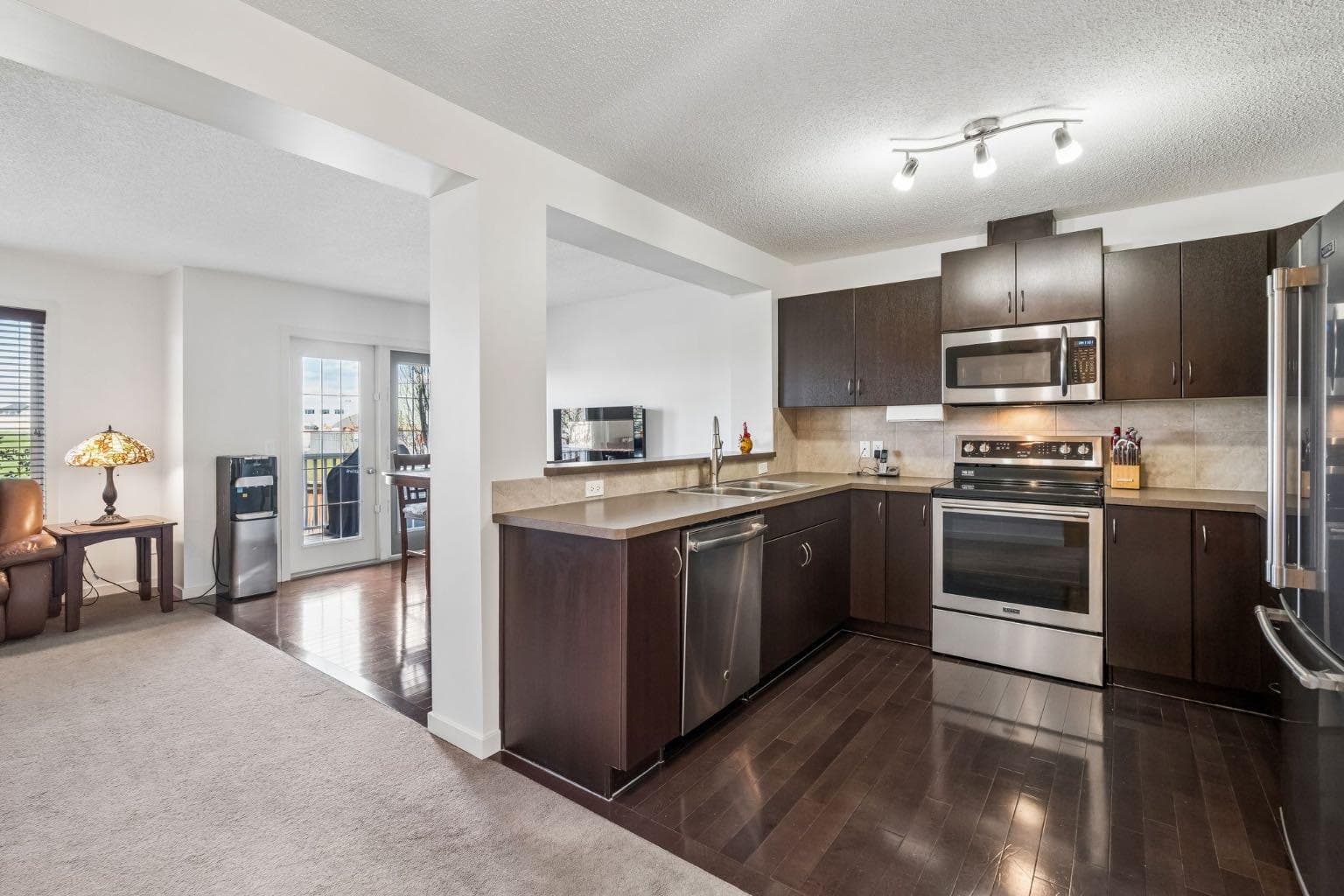 150 River Heights Crescent — photo 5