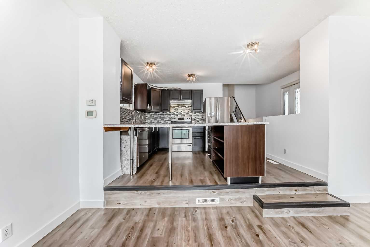 323 Falwood Way NE — photo 4